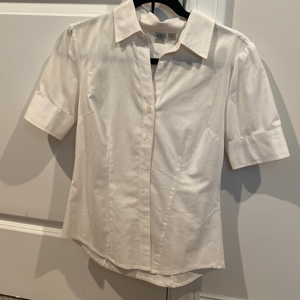 Wear it declare it medium junior size button up